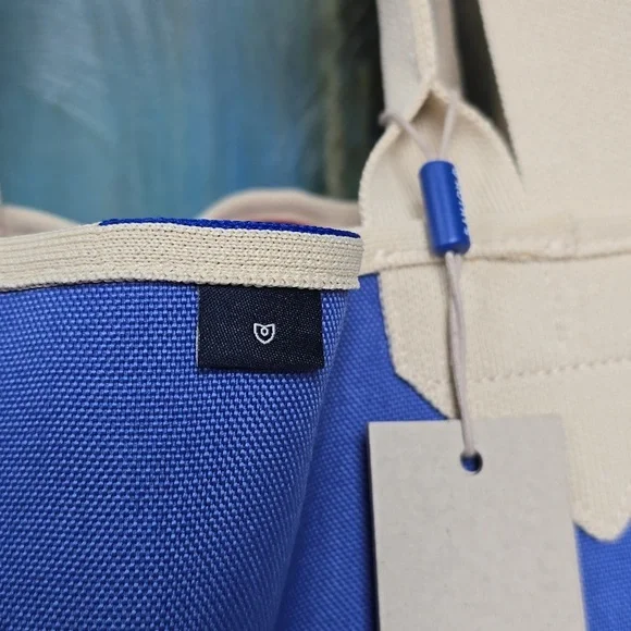 Rothy's Blue and Red Reversible Beach Bag Tote - NWT - Picture 10 of 15